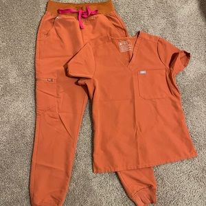 Figs terracotta scrub set